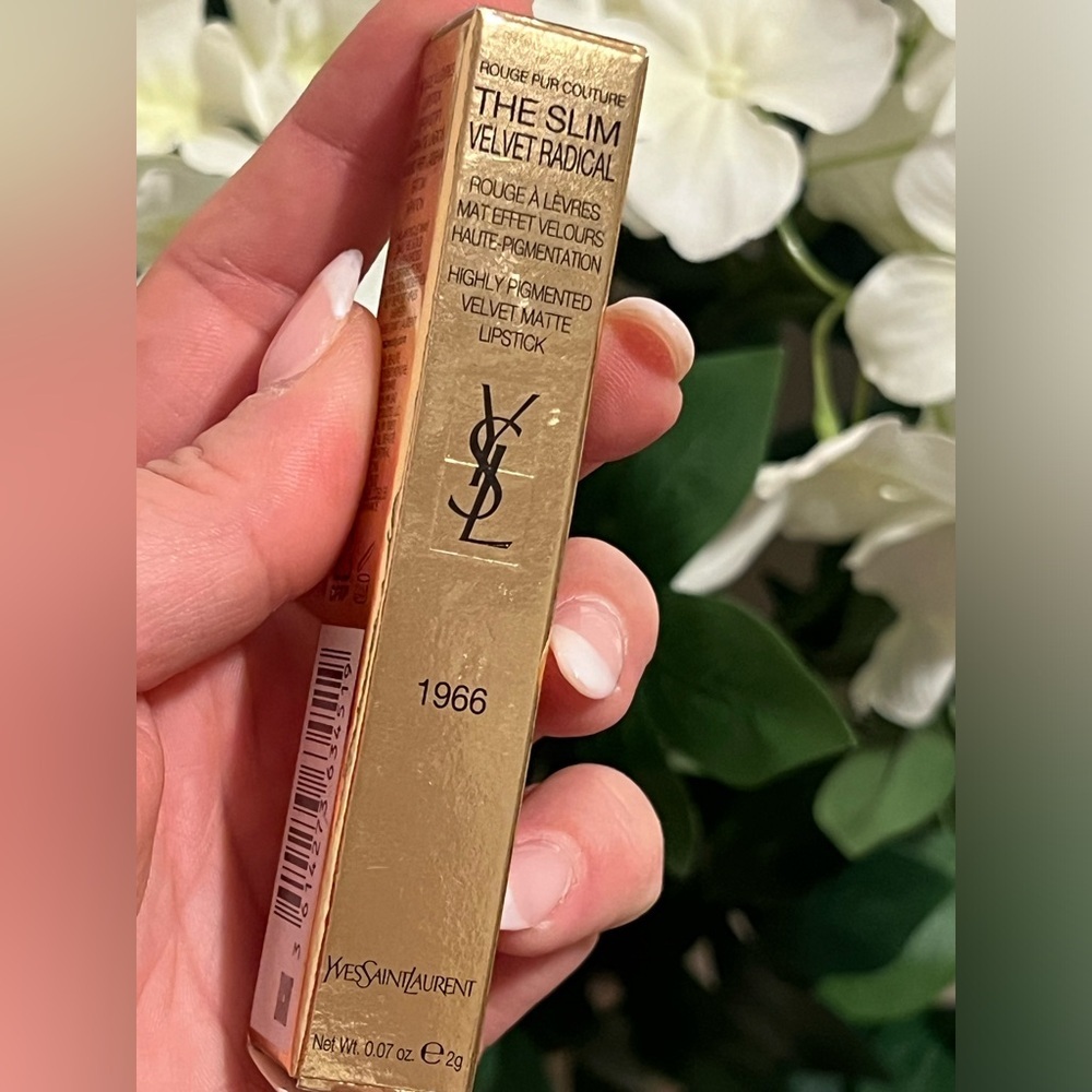 YSL • THE SLIM VELVET RADICAL - 1966 ROUGE LIBRE • NIB - Picture 2 of 8